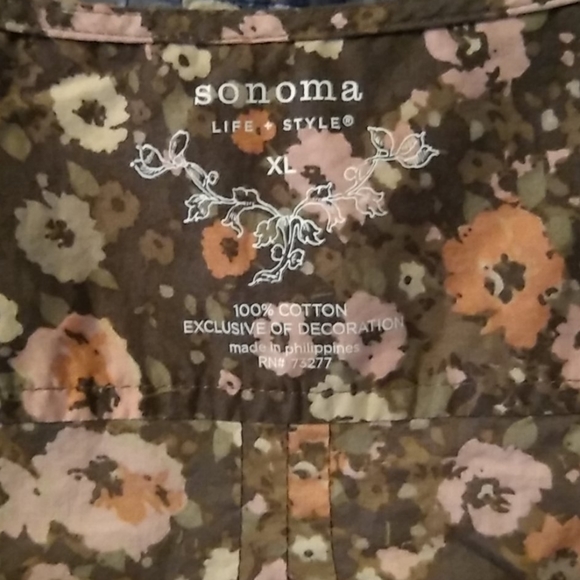 Two floral tanks - Picture 2 of 3